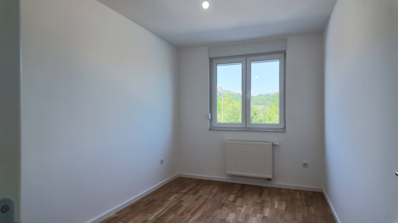 Novogradnja stan sa 3 spavaće sobe Nova Dobrinja Istočno Sarajevo 47