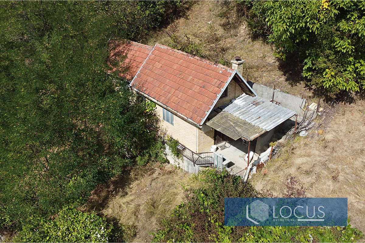 LOCUS: Vikendica na parceli 734m2, D. Jošanica, Vogošća 2