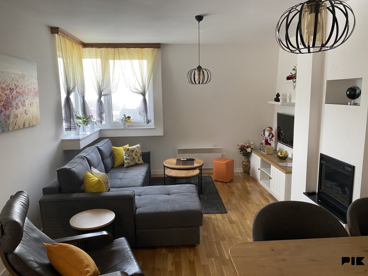 Prodajem namješten apartman na Bjelašnici sa garažom