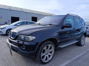 BMW E53 M57N 2006 dijelovi motor mjenjac limarija Danko