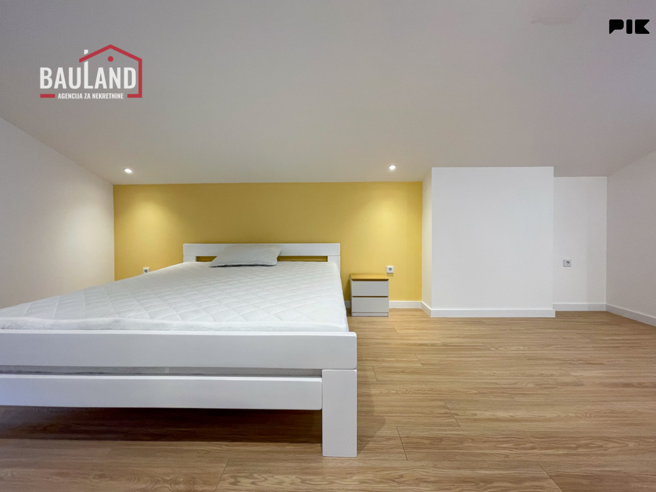 BAULAND/Moderan, dvoetažni stan 85m2/Pavla Lukača,Vraca 13