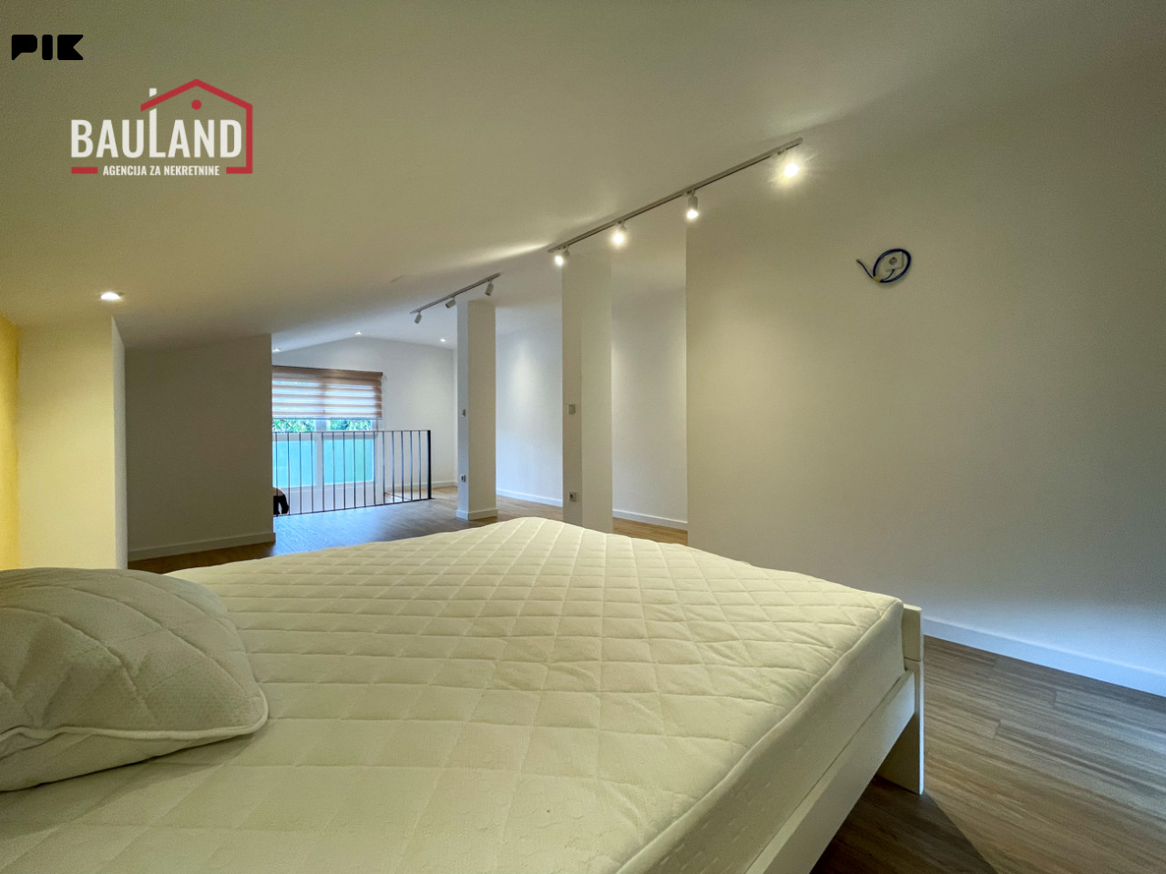 BAULAND/Moderan, dvoetažni stan 85m2/Pavla Lukača,Vraca 15
