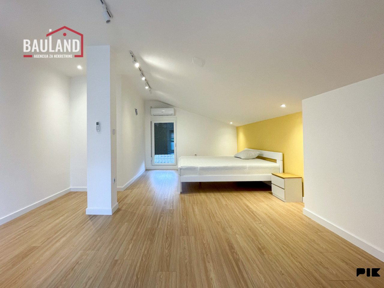 BAULAND/Moderan, dvoetažni stan 85m2/Pavla Lukača,Vraca 11