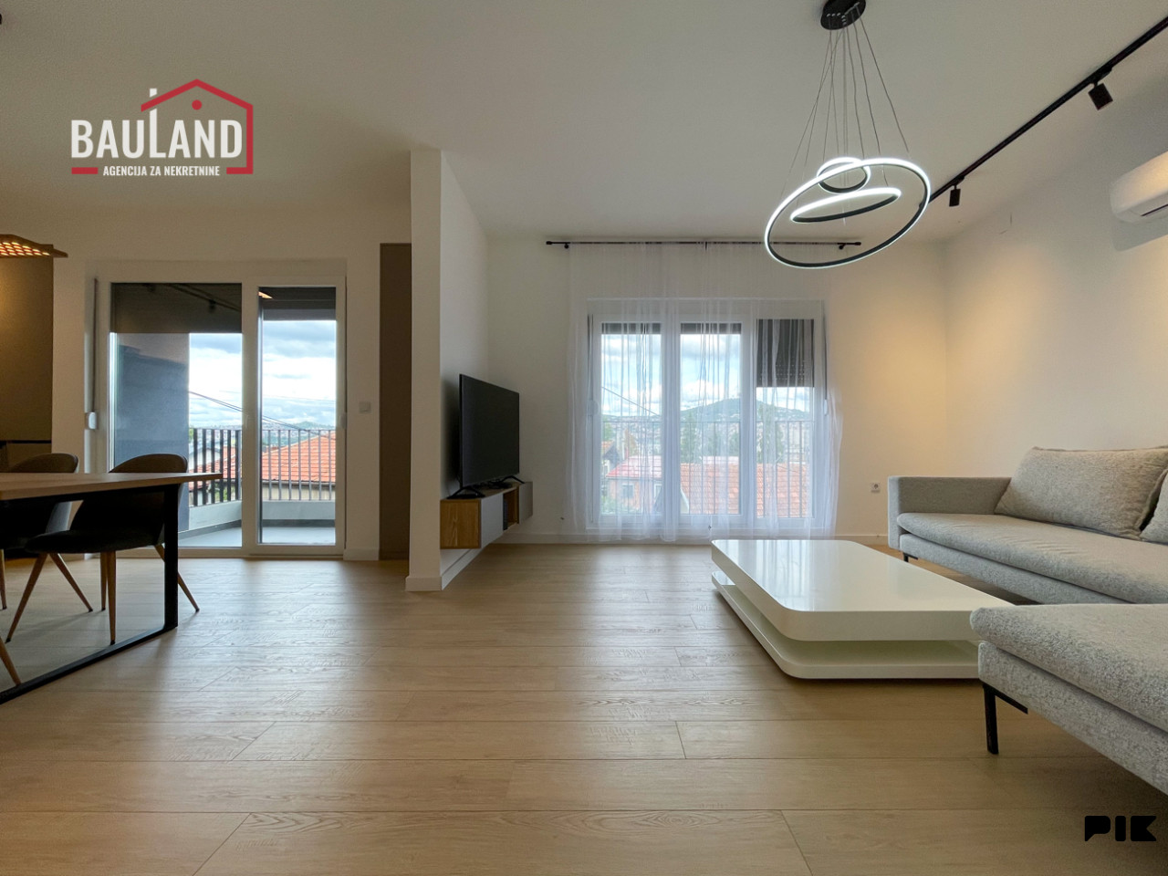 BAULAND/Moderan, dvoetažni stan 85m2/Pavla Lukača,Vraca 4
