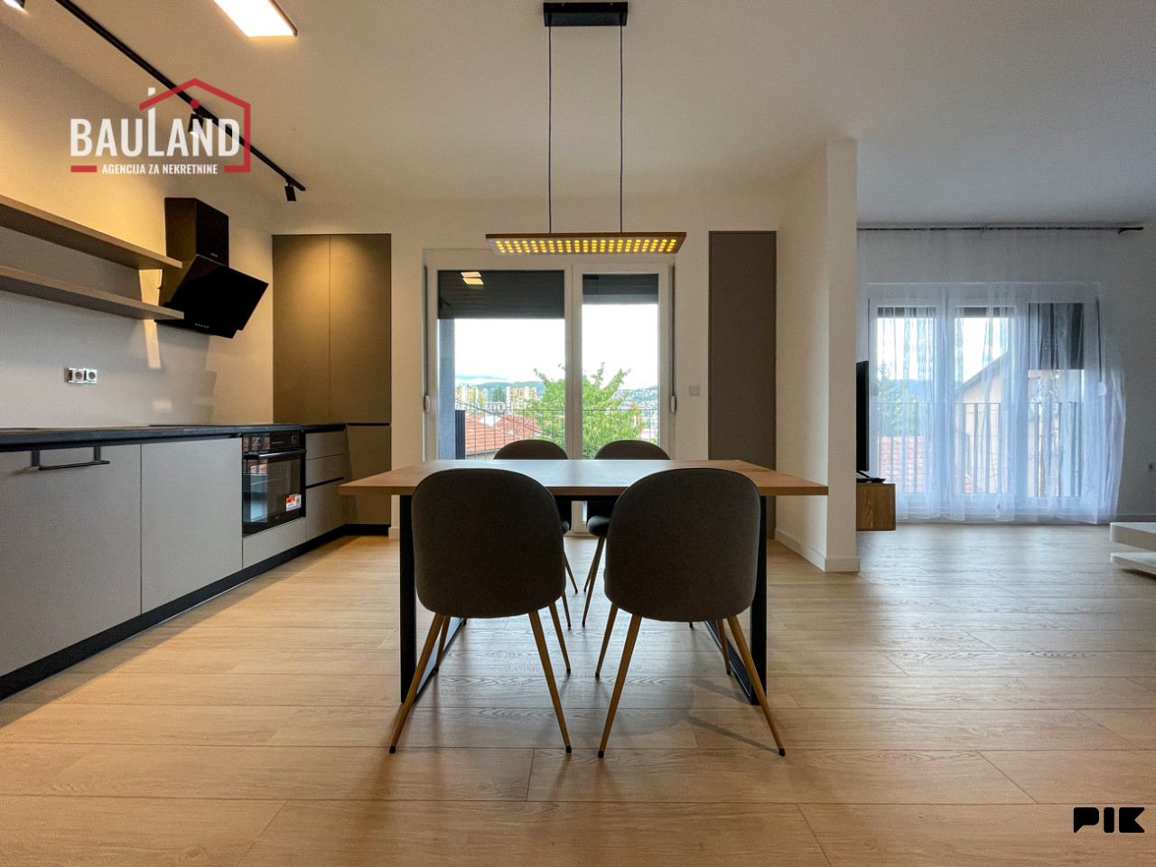 BAULAND/Moderan, dvoetažni stan 85m2/Pavla Lukača,Vraca 3