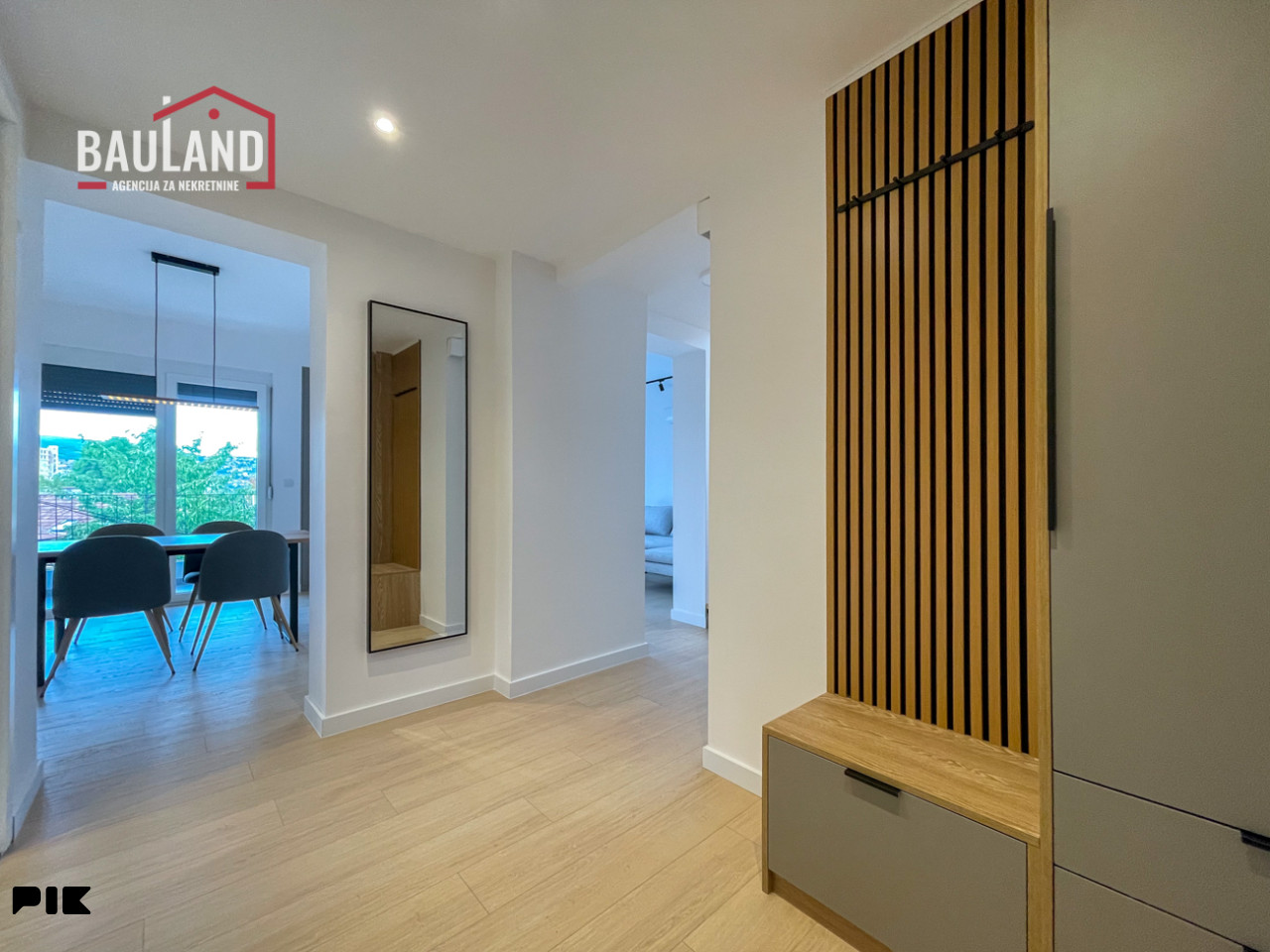 BAULAND/Moderan, dvoetažni stan 85m2/Pavla Lukača,Vraca 5