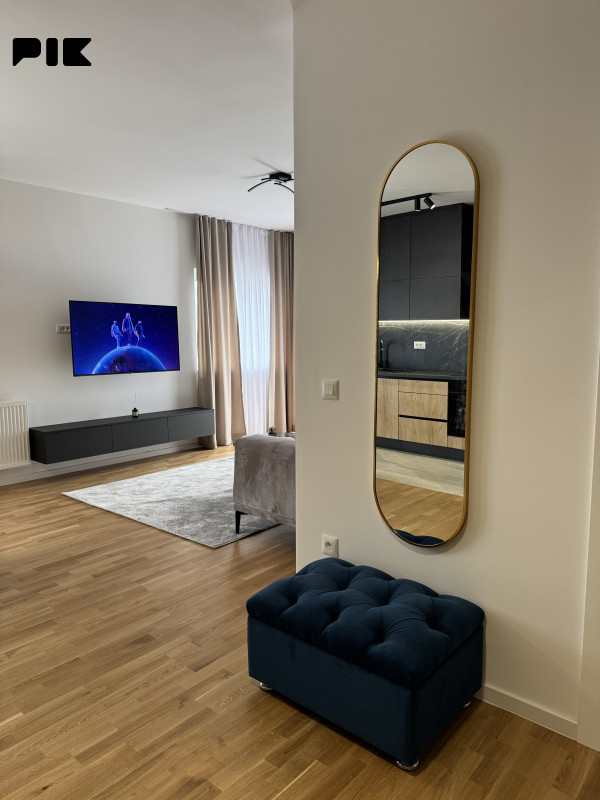 Trosoban stan sa garažom (NOVA VOGOŠĆA) opremljen 72m2