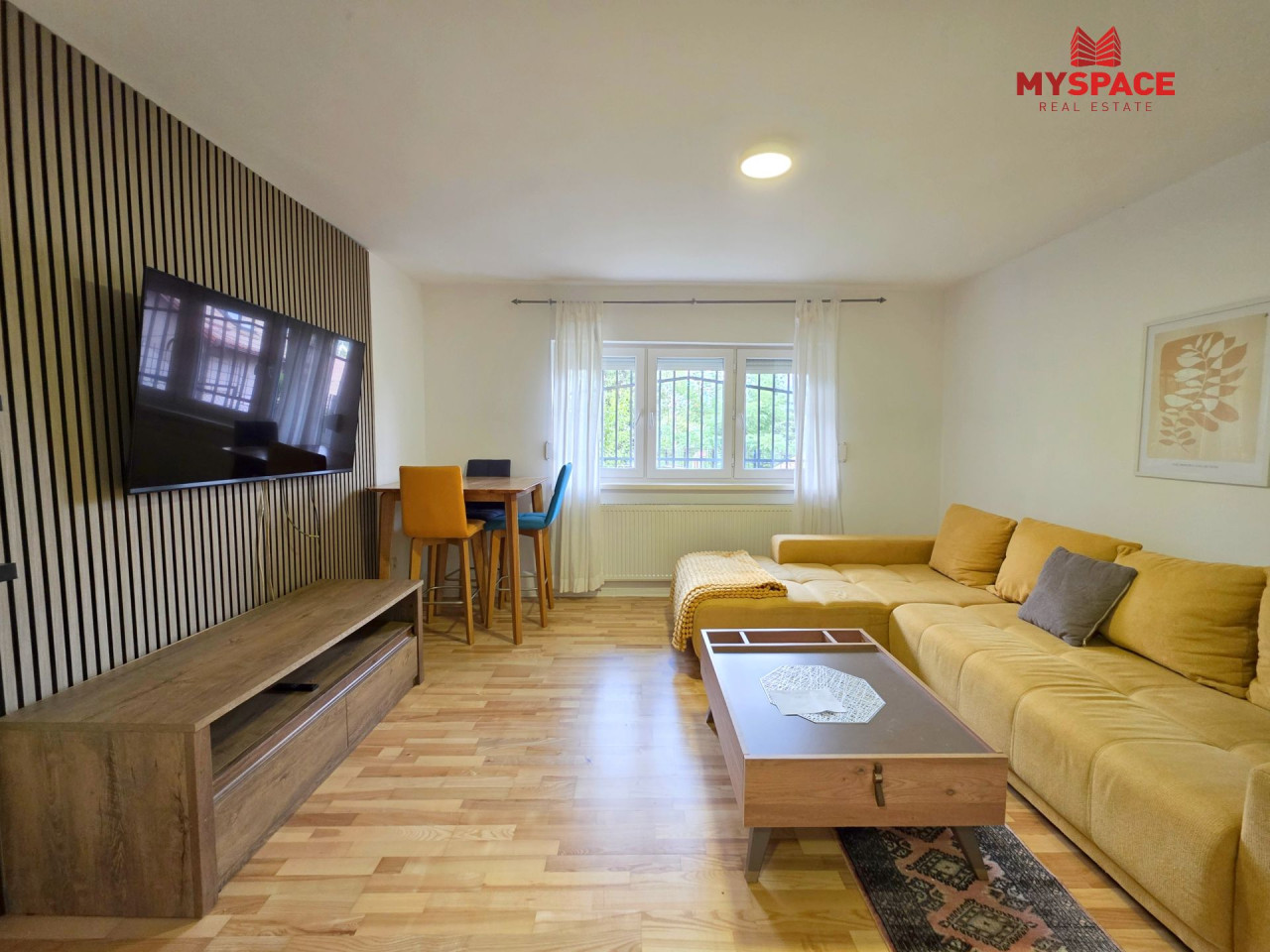 MY SPACE/ Stan/ Sarajevo/ Kovacici/ RENOVIRAN/ NAMJESTEN/ 70 m2