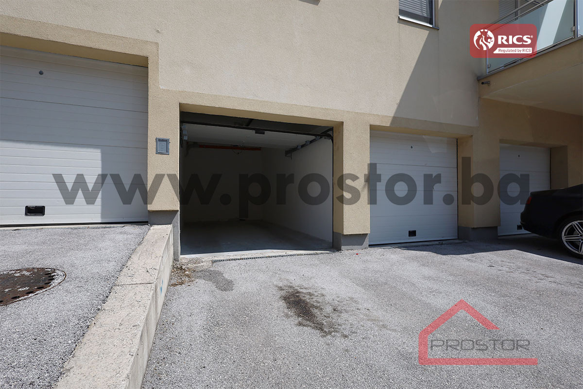 PROSTOR izdaje: Garaža, 17m2, Bare