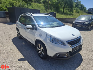 PEUGEOT 2008 1,6 HDI 2014g NAVI ALU BUSINESS LINE