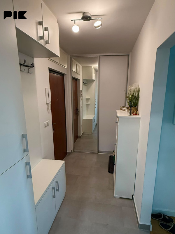 Grbavica-potpuno renoviran/Dvosoban stan/53m2/ zgrada sa liftom! 9