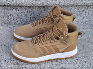 Adidas frozetic original muške duboke zimske patike Broj 45 1/3