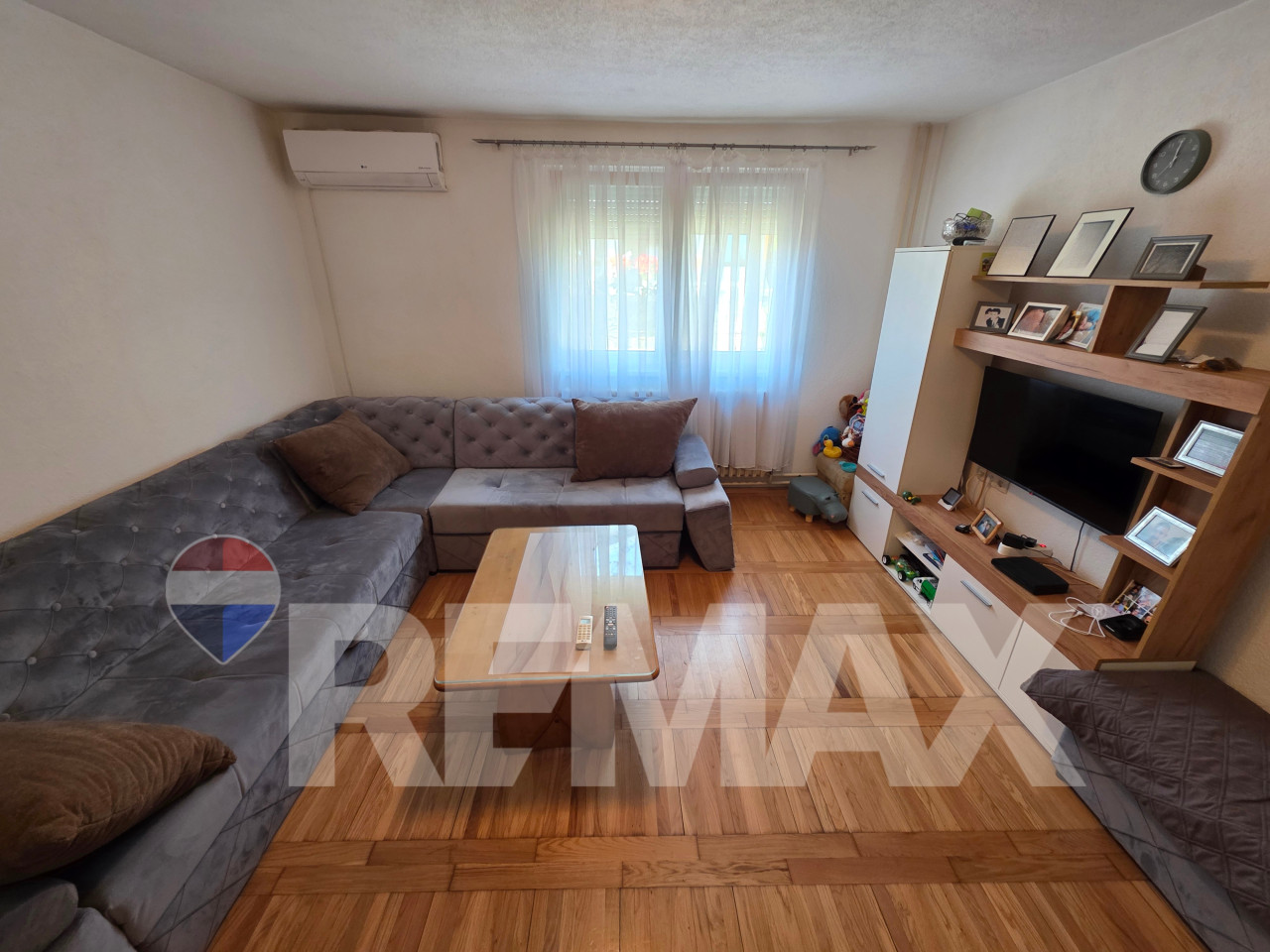 Porodična kuća na placu 620m2/Lazarevo 3