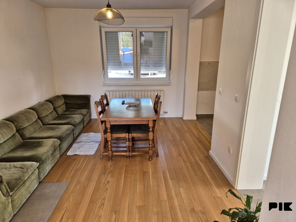 Dvosoban stan 60m2 - Naselje Sunce 3