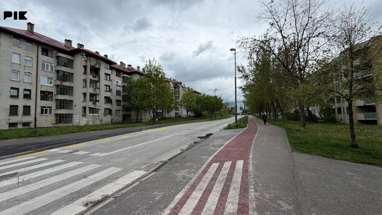 PICCOLO GRANDE PRODAJE/Stan/Dobrinja/90 m2