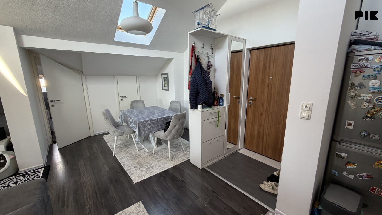 PICCOLO GRANDE PRODAJE/Stan/Dobrinja/90 m2 3