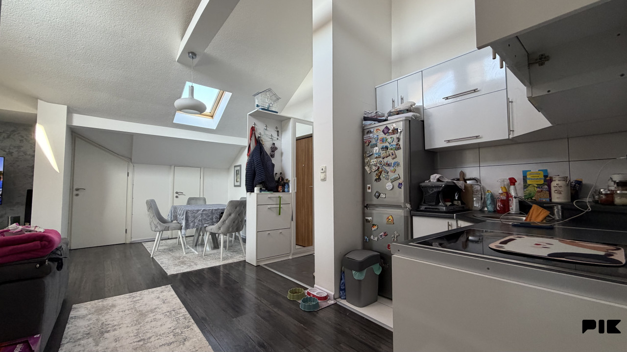 PICCOLO GRANDE PRODAJE/Stan/Dobrinja/90 m2 12