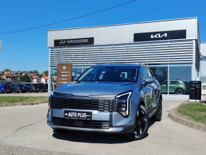 Kia Sportage Smart 1.6 benzin ZIMSKE GUME 1KM