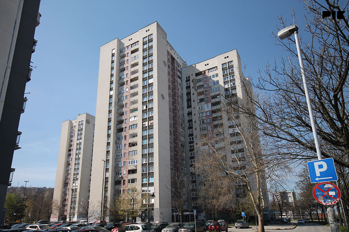 B.D. prodaje: Četverosoban stan, 92m2, Otoka