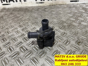 POMOĆNA pumpa vode Audi A7 C7 3,0 TDI 2011 059121012A