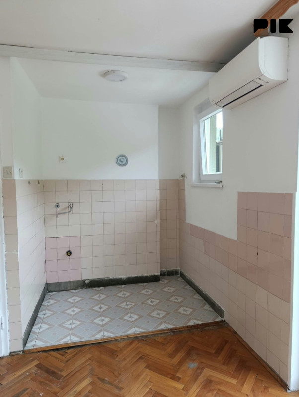 Stan/apartman Novi Travnik 3