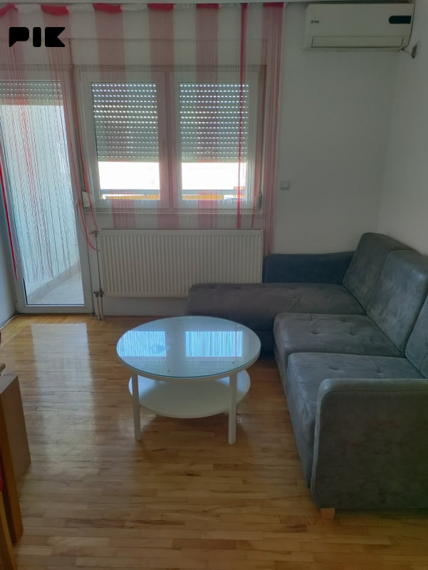 Stan 47m3 Bijeljina centar 2