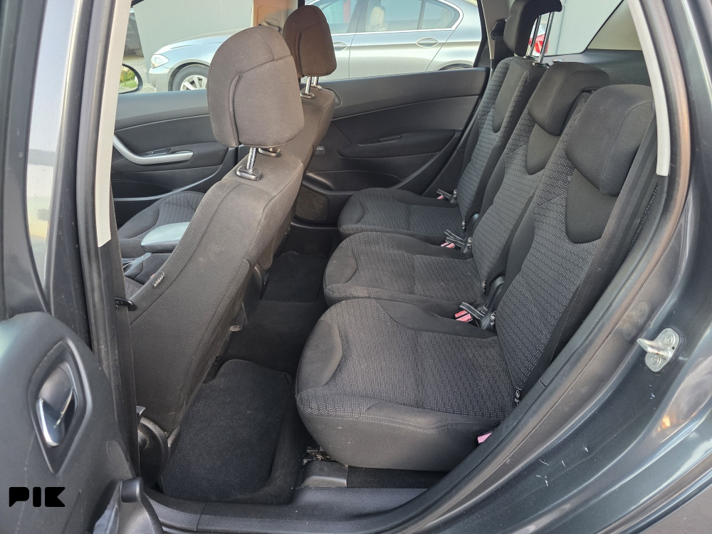 Peugeot 308 1.6 HDI 2008G 66KW 065 007 017