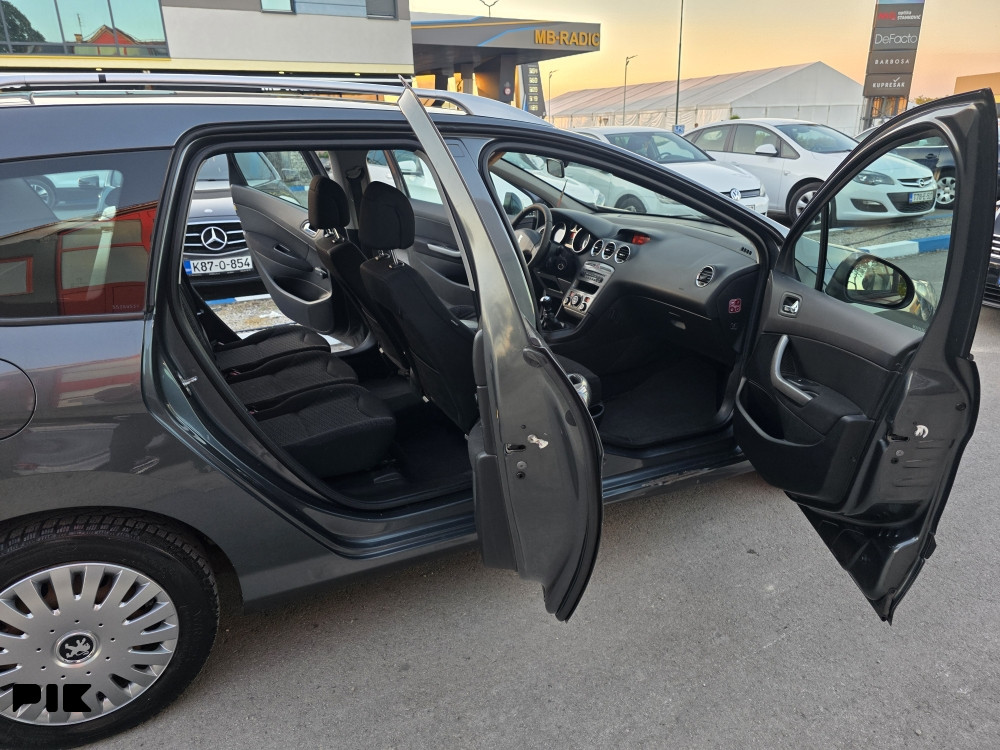 Peugeot 308 1.6 HDI 2008G 66KW 065 007 017