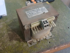 TRANSFORMATOR 400-24V