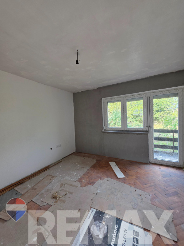 Vikendica | Zemljište 1151 m2 | Slatina 3