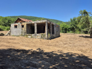 Zemljište, 2800 m², Bihać