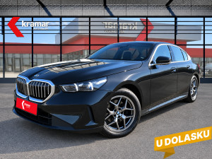 BMW 520 D G60 LUXURY / VEGANZA / ADAPTIVE LED / 197 KS Novi model