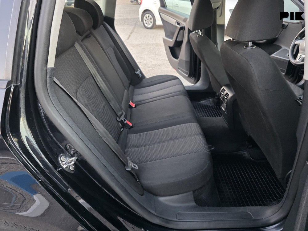 Volkswagen Passat 2011