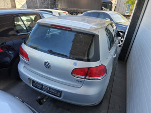 Golf 6 1.6 tdi 77 kw CAY alu felge kuka bih papiri - dijelovi