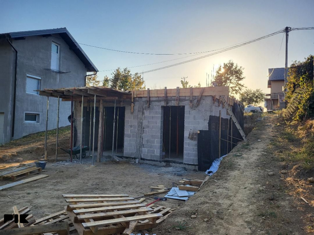 Kuća Laktaši 8x7 sa gradjevinskom dozvolom