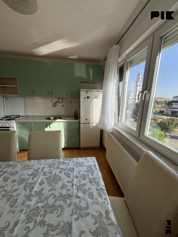 Stan Bijeljina 59m2 2