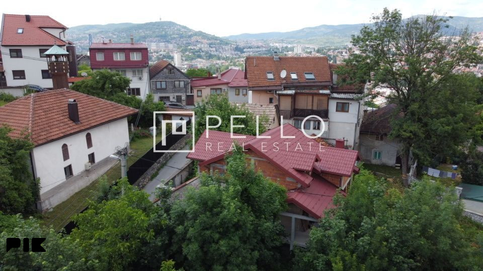 Sarajevo Bistrik  kuća 200 m s potencijalom Stari GradBIH 2