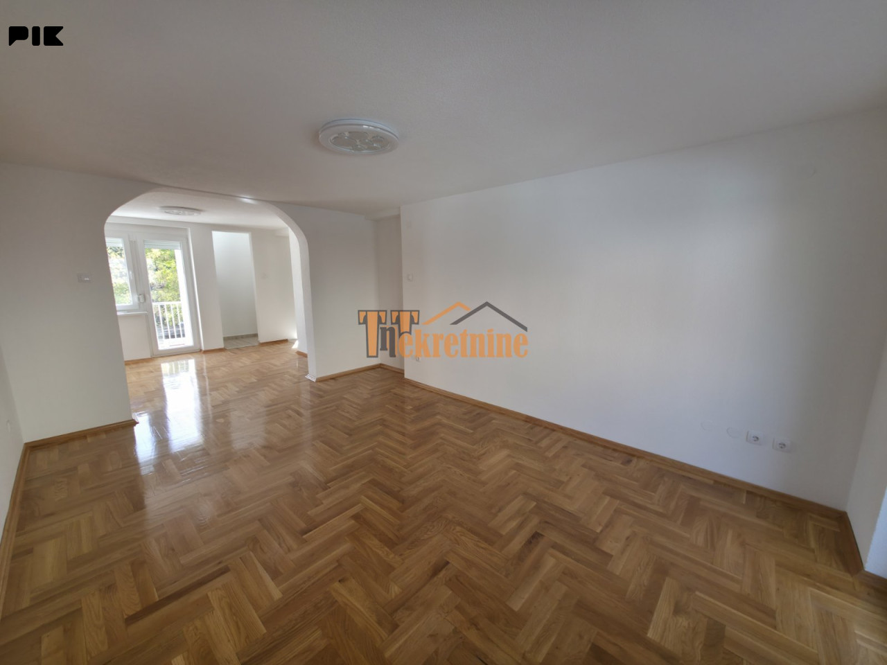 Poslovni prostor 78 m2 - Centar 3