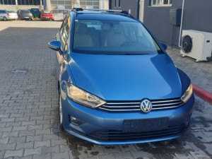 Volkswagen Golff  7+  1.6 manuelni