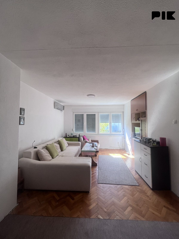 Prodajemo stan Banja Luka 75m2