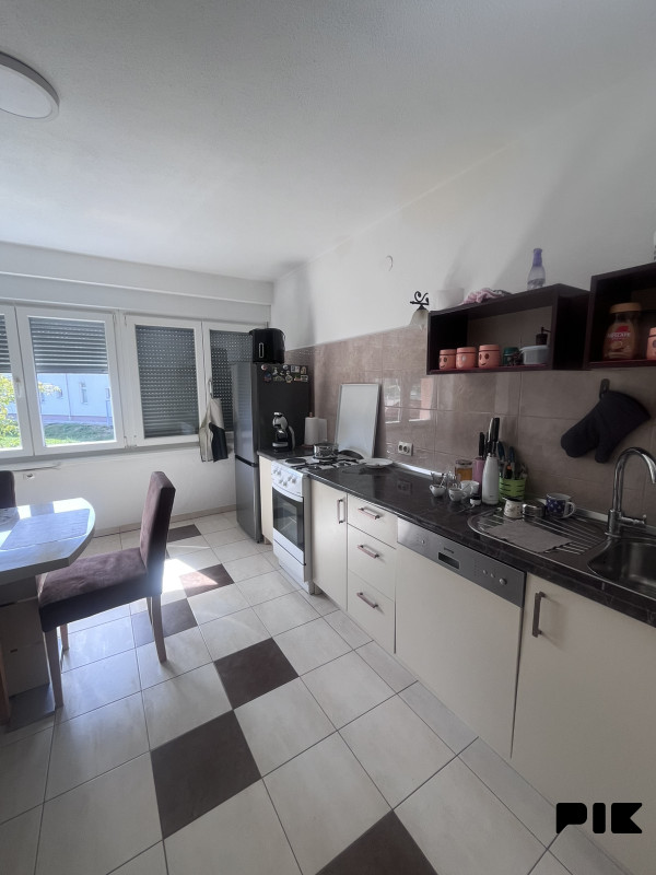 Prodajemo stan Banja Luka 75m2 3