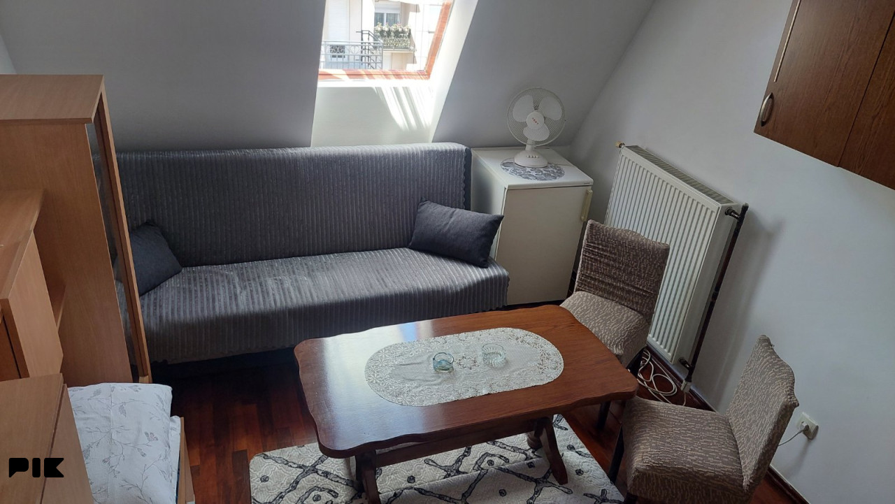 GARSONJERA IZDAVANJE BIJELJINA CENTAR 3