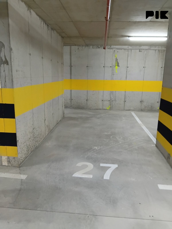 Commercial property, 16 m²