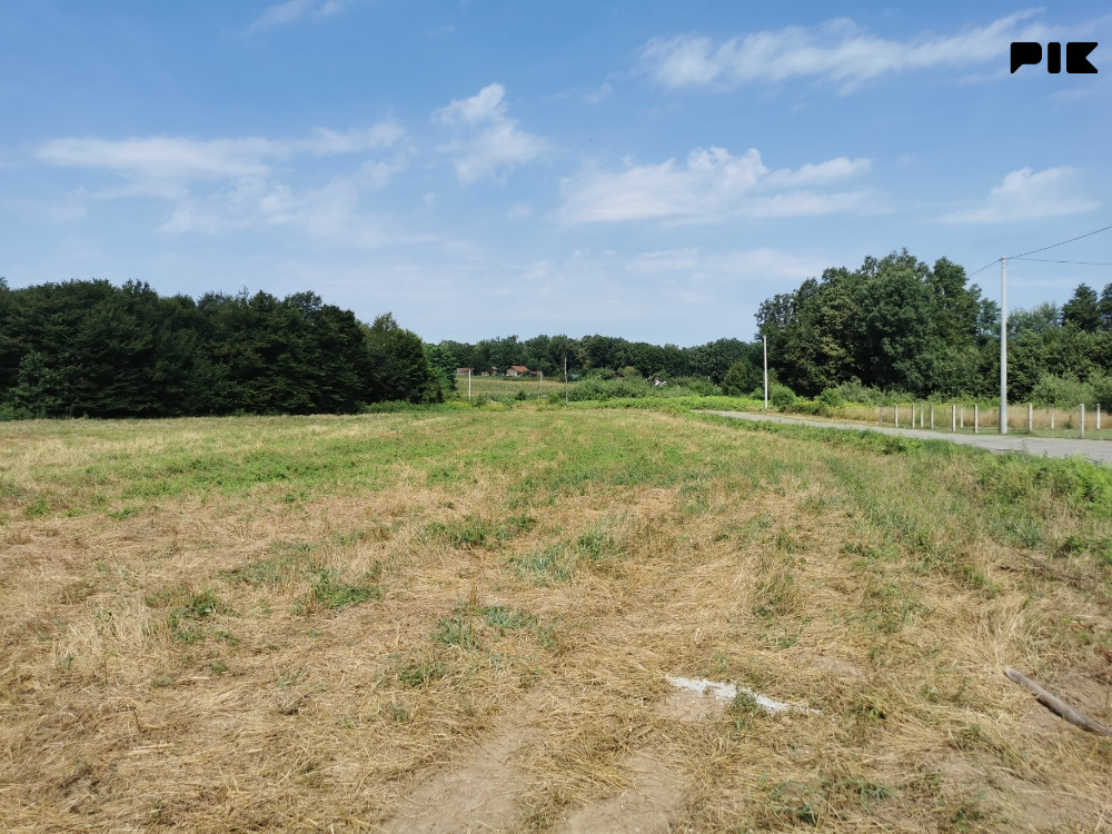 Zemljište Jaruzani / Slatina