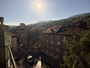 Trosoban stan Skenderija H.Kresevljakovica 4 sprat