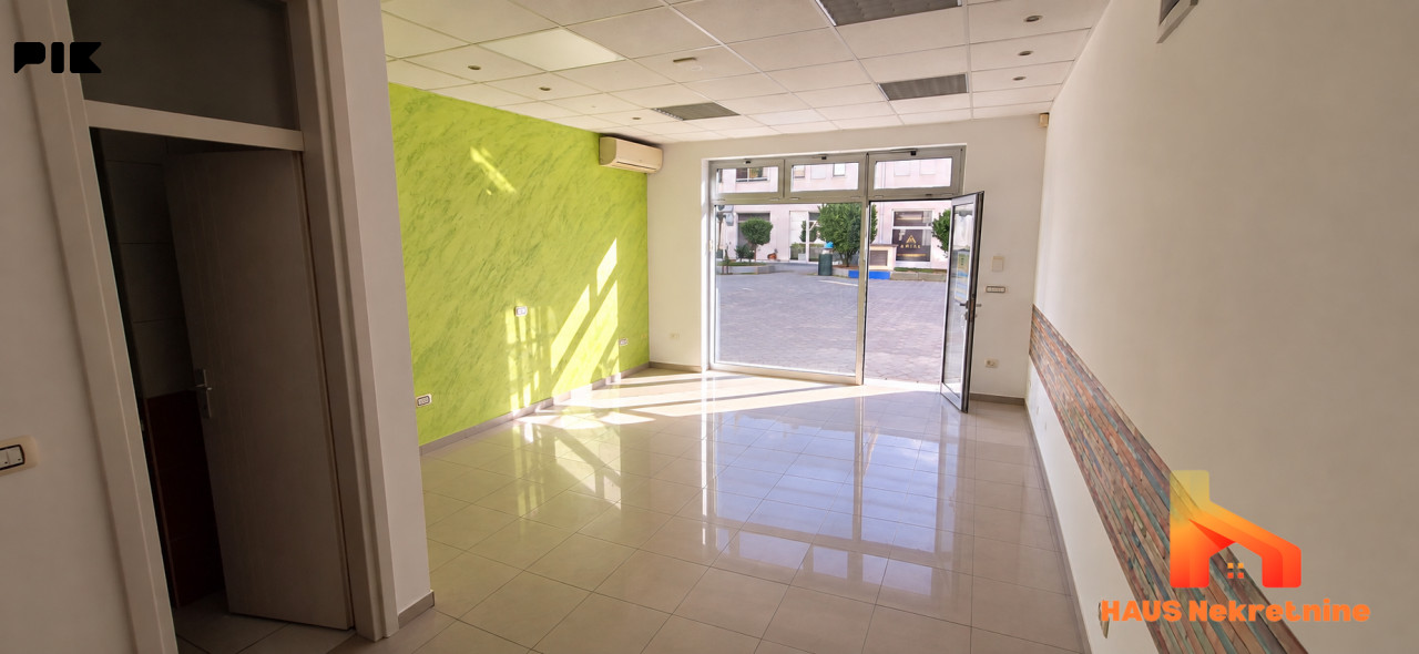 POSLOVNI PROSTOR 28m2 - ALEJA CENTAR (kod Ruskog hrama)