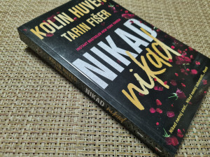 Nikad nikad / Kolin Huver i Tarin Fišer