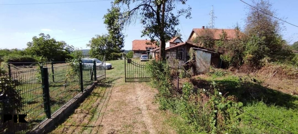 Zamjena ili prodaja Plac sa svim priključcima u Tuzli (Miladije)