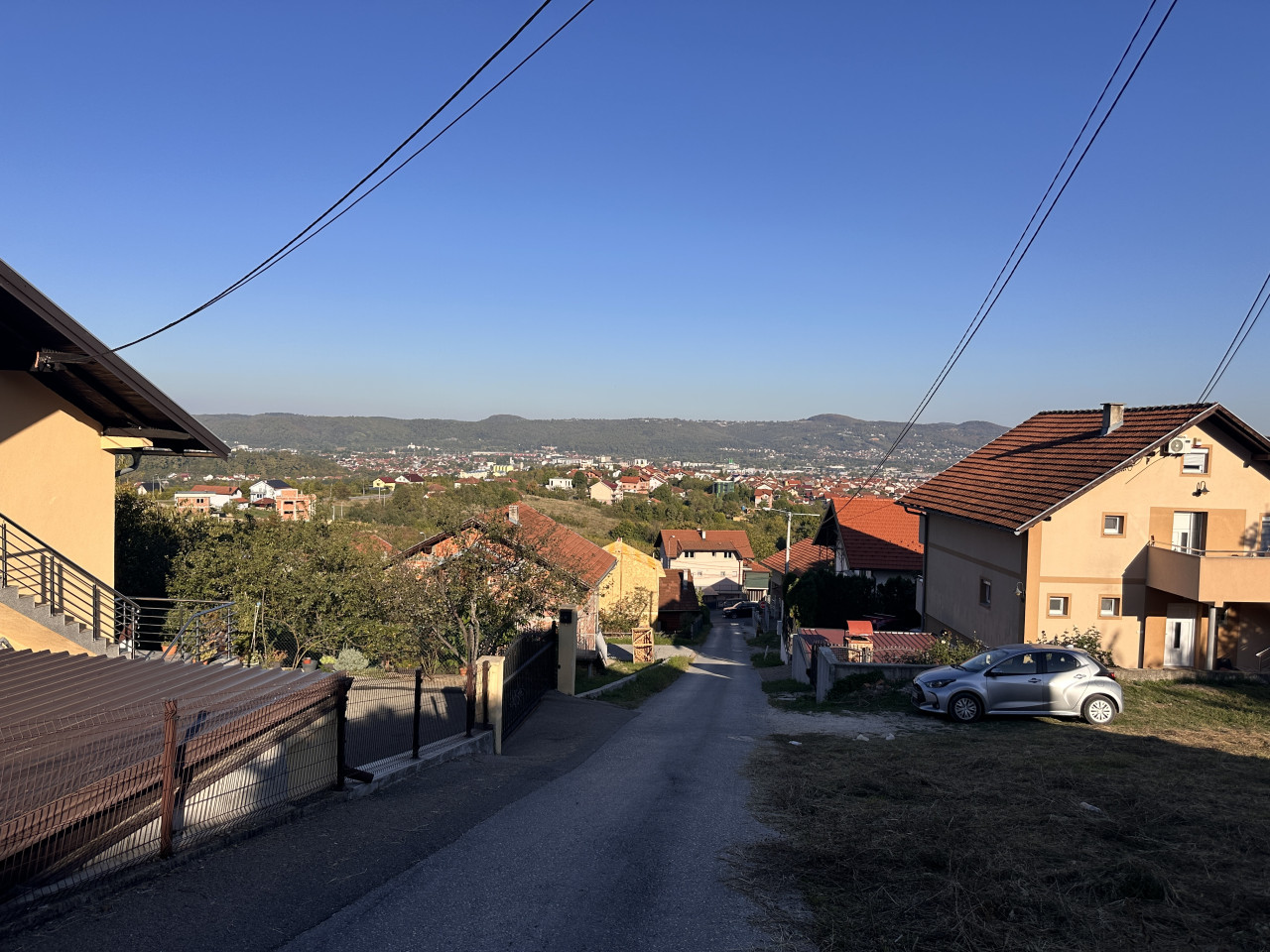 Građevinski plac sa pogledom na grad - 508 m2 2
