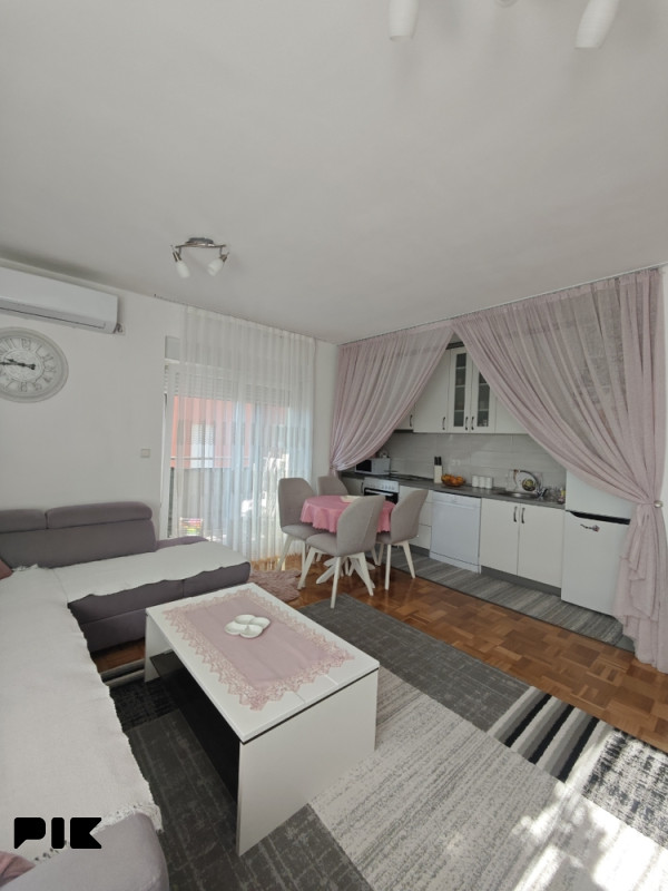Stan/apartman Gradiška 2